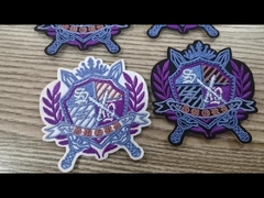 Verpackung mit Schlauch und Schlauch