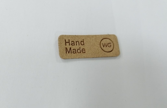 Prägeartige Logo Microfiber PU-Lederflicken-waschbare Aufkleber nähen auf Kleidung