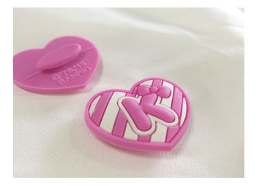 Kreative Gewohnheit 3d prägte PVCgummilogo-Flecken-weiche PVC-Aufkleber für Kleid