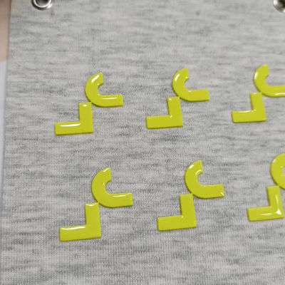 3D-Gedruckte Glanz-Logo-Eisen auf Kleidung Wärme Gummi-Abzeichen Silikon-Wärmeübertragungspflaster