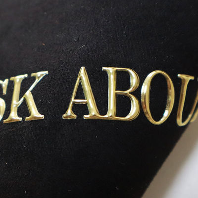 Kundenspezifische Kleidungsflicken Silber Gold TPU Wärmeübertragung 3D-Druck Logo Etikett für T-Shirt