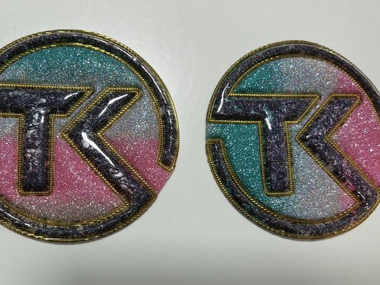 Lila Design Wärmeübertragung Kundenspezifische Regenbogenfarbene Holografische Effekt Metallic Weiche TPU Patches Für Jeans