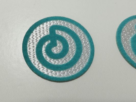 Druckverfahren für das Drucken von Stoffen, Etiketten, Vinylbekleidung und 3D-Druck für Kleidung