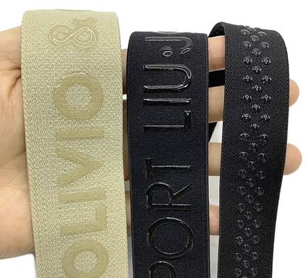 Individuelles 3D-Logo-Gummiband Glänzendes mattes Silikon-Polyester-Gewebe für Bekleidungszubehör