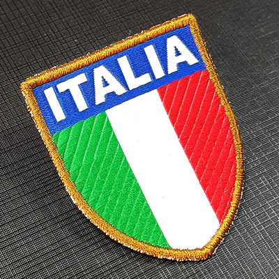 Fabrik-Sonderanfertigung Schild Flagge Gestickter Aufnäher Kundenspezifisches Kleidungsetikett Aufnäher zum Aufnähen