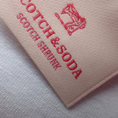 Kleidungsstickerei Abzeichen Modedesign Kleidung Strapazierfähige Farbe Gewebter Stoff Kleidung Aufnäher