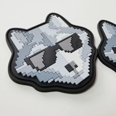 Individuelles 3D-Silikon-Emblem - Pixel-Art-Wolf-Form Silikon-Transfer-Patch für Kleidung