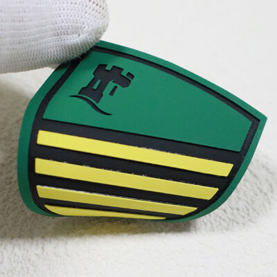 Custom Silicone Screen Printed Label Wasserdicht Dauerhaftes Logo Tag für Sportbekleidung & Uniformen