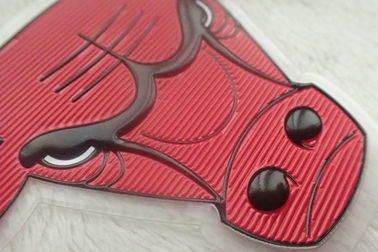Umweltfreundliche kundenspezifische Kleidung bessert weiche Siebdruck-Hochfrequenz prägeartiges Logo TPU 3D aus