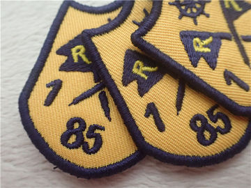 Umweltfreundliche kundenspezifische Twill-Flecken nähen - an zurück für Kleid/gestickte Stoff-Ausweise