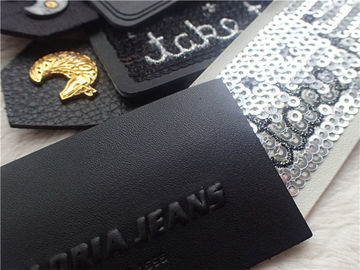 Kundengebundenes Mode prägeartiges Lederflicken für Taschen, Kleid