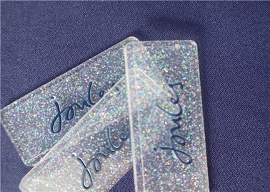 Personifizierter völlig transparenter PVC-Ausweis mit buntem Pulver für Kleid
