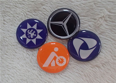 Um besonders angefertigt und kleine Epoxidflecken für Auto-Logo/Möbel/eingetragenes Warenzeichen