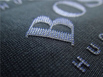 Dauerhafte Wärmeübertragungs-Kleideraufkleber bürsten buntes Logo der Punkt-3D