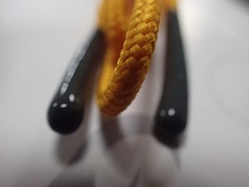 Moderne nicht elastische Schnur mit den glänzenden Silikon-Enden umweltfreundlich