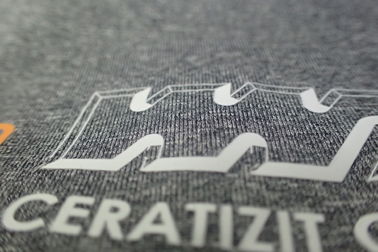 Gleitschutzfunktions-kundenspezifische Siebdruck-Flecken/Stoff-Kleidungs-Aufkleber