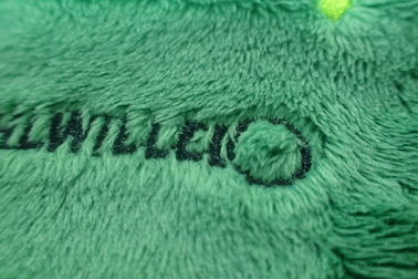 Grüne Rechteck-Gewohnheit stickte Flecken auf Samt-Gewebe für Gepäck