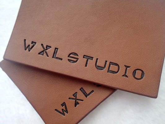 Personifiziertes Logo Garment Leather Patch Embossed-Schwarzes Logo Leather Label