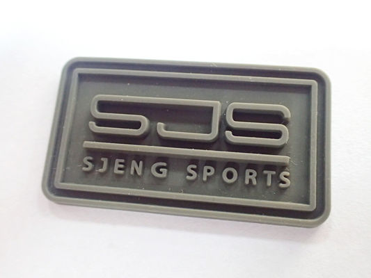 Kleider-Zusätze prägten Kleidungs-kundenspezifischen Gummi-Logo Label PVC-Flecken