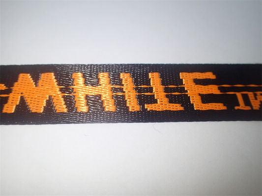 Mode reden starkes und Hardwearing Jacquardwebstuhl-gewebtes Material kundengebundenes Logo an