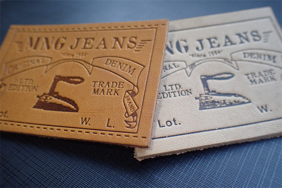 Beschriftet freundliches Jeans-Lederflicken Eco prägeartigen Logo For Uniform