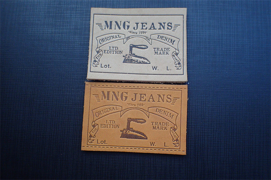 Beschriftet freundliches Jeans-Lederflicken Eco prägeartigen Logo For Uniform