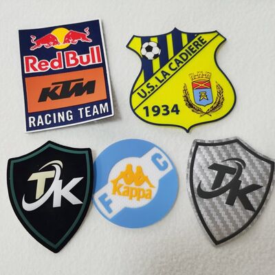 Umweltfreundliche, kundenspezifische, geprägte Logo-Silikon-3D-Weichpatches, Abzeichen, individuelle Silikonpatches für Kleidung