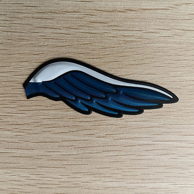 Eisen auf Ausweisen 3D prägte Markennamen Logo Soft, den TPU für Kleidung ausbessert