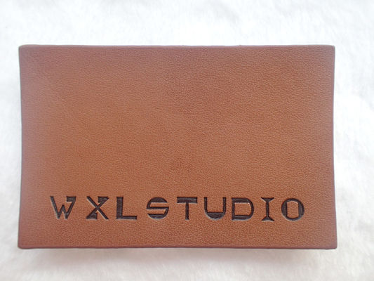 Personifiziertes Logo Garment Leather Patch Embossed-Schwarzes Logo Leather Label