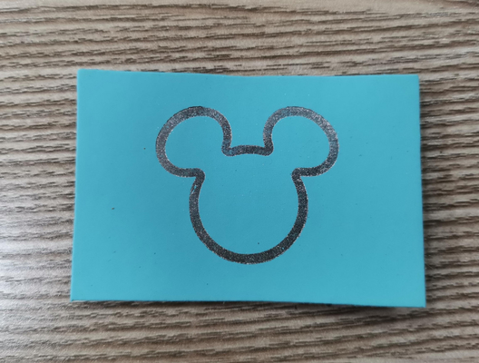 Kleid beschriftet prägeartiges Lederflicken nähen auf Kleidung PU-Logo